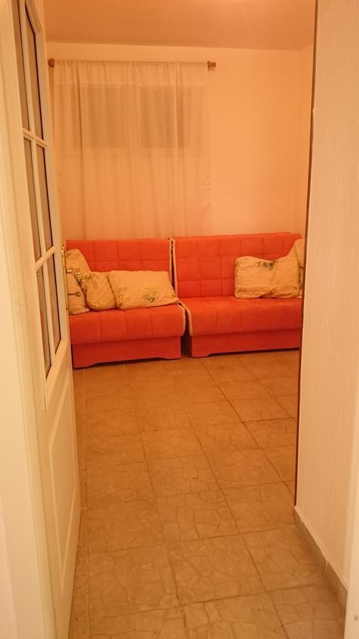 Bg Apartman Sutomore Exterior photo